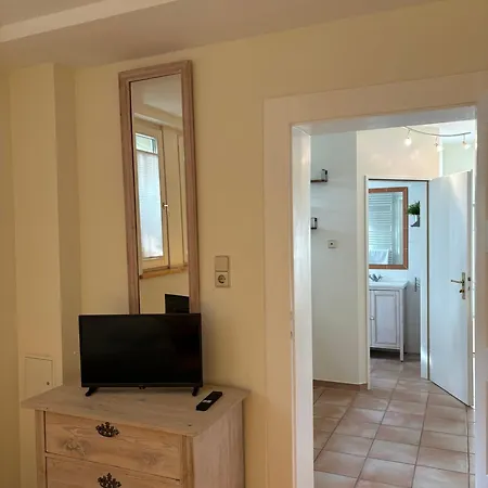 Apartment Retreat